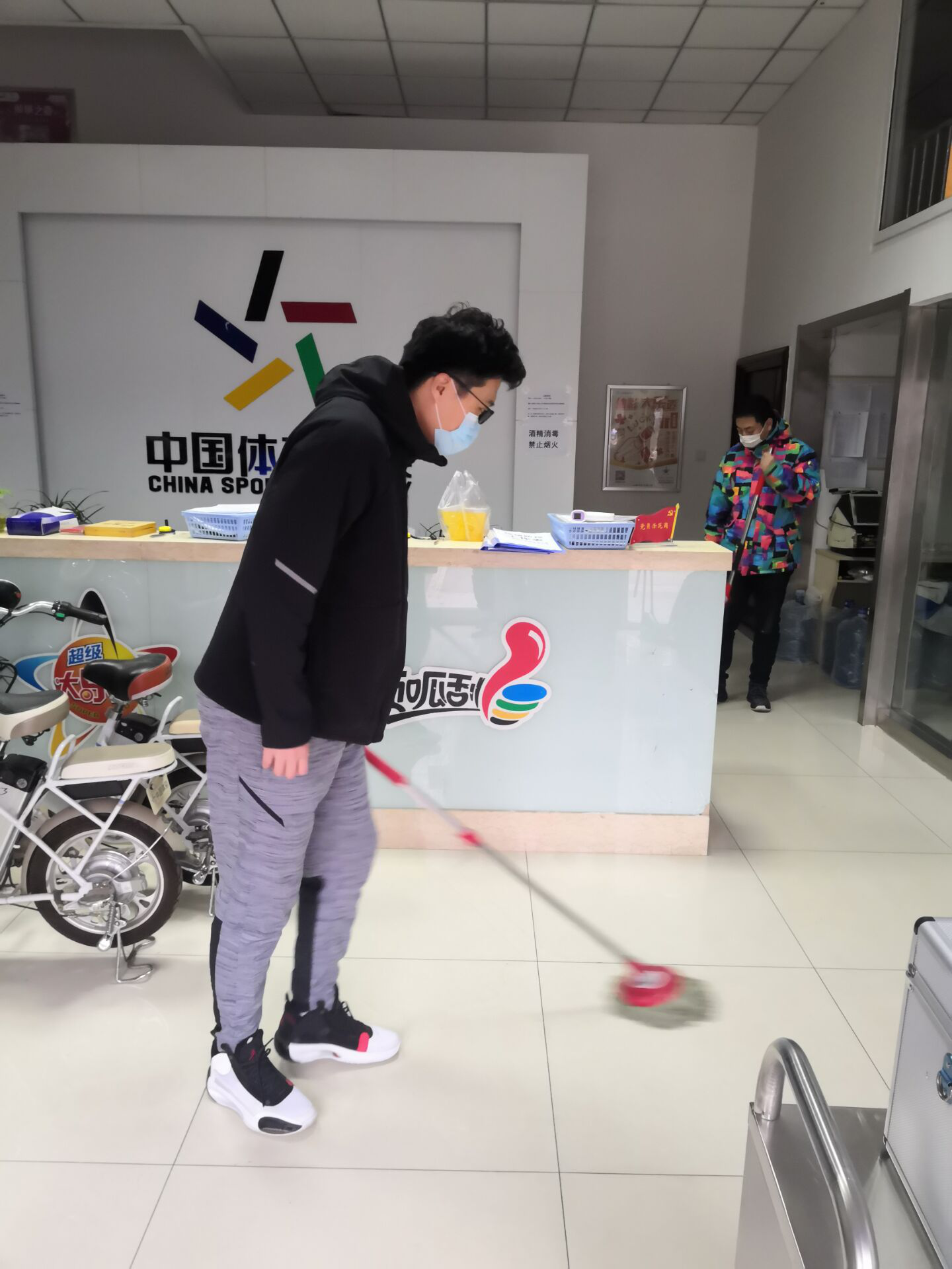 图片2.png 图片2.png